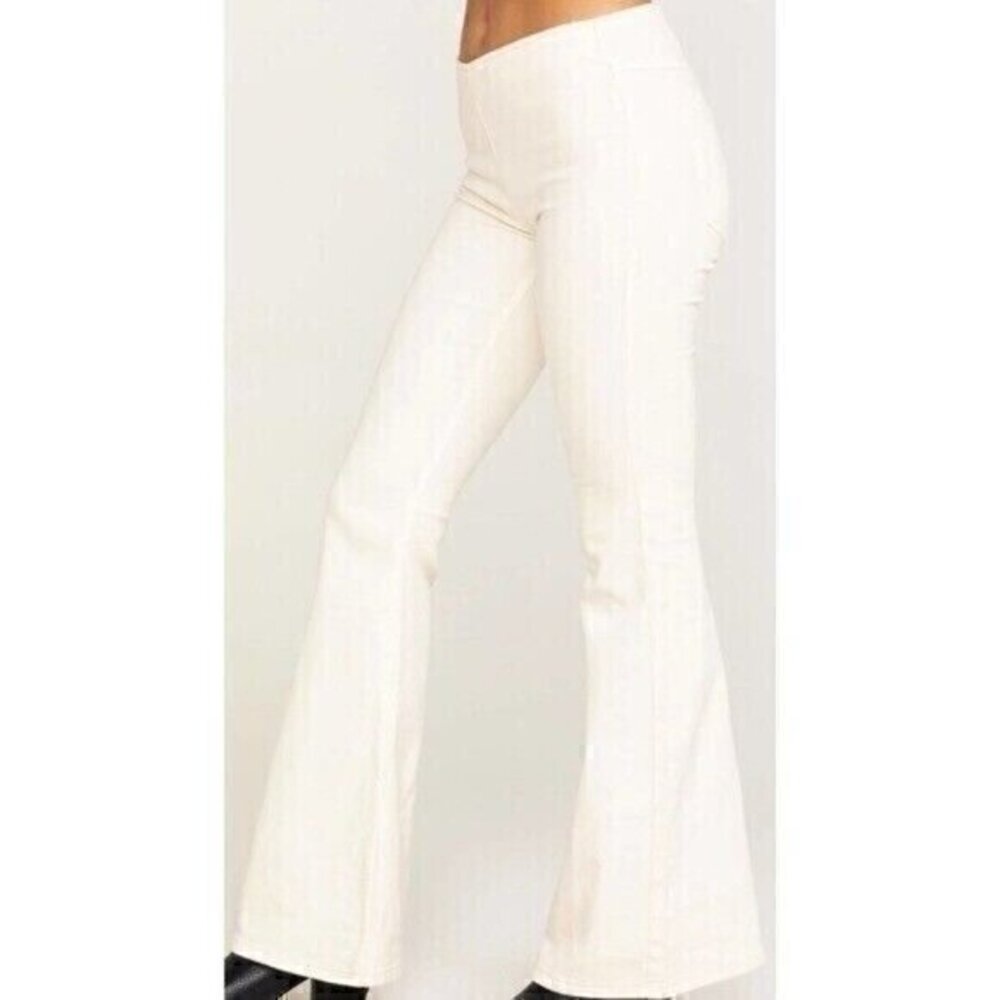 We The Free Penny Pull On Flare Bootcut Jeans Ivory White Size 31 OB1470354
